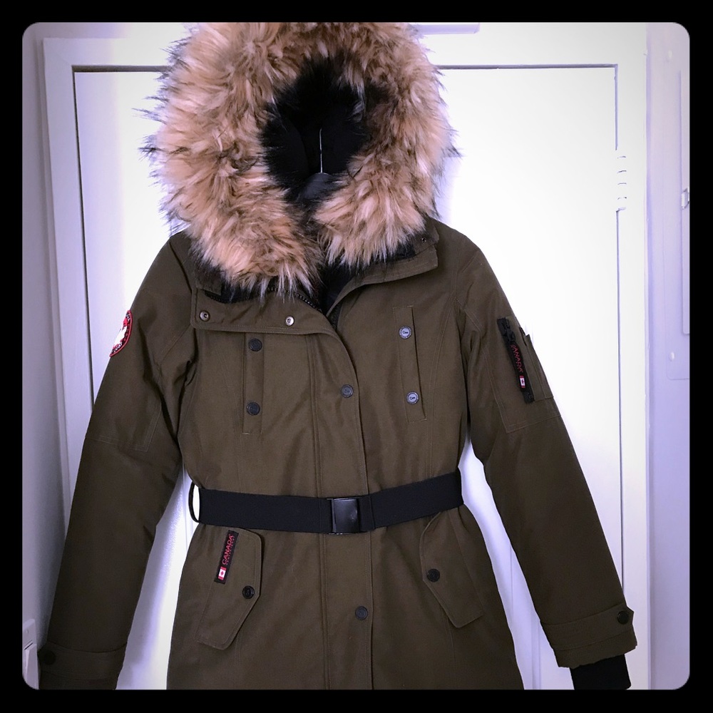 Canada Weather Gear Long belted puffer jacket